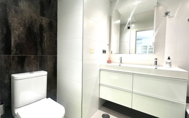 Resale - Apartment / flat - Orihuela Costa - La Zenia