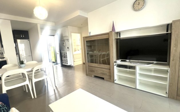 Resale - Apartment / flat - Orihuela Costa - La Zenia