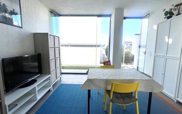 Resale - Apartment / flat - Orihuela Costa - La Zenia