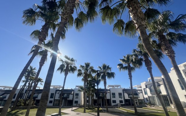 Resale - Apartment / flat - Orihuela Costa - La Zenia