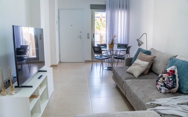 Resale - Bungalow - Pilar de la Horadada - Torre de la Horadada