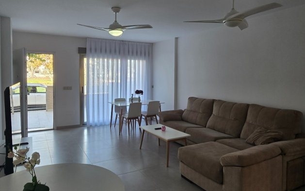 Resale - Bungalow - Pilar de la Horadada - Torre de la Horadada