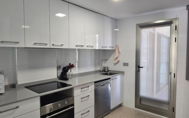 Resale - Bungalow - Pilar de la Horadada - Torre de la Horadada