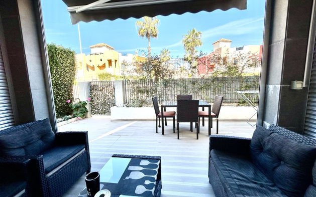 Resale - Apartment / flat - Torrevieja - Punta Prima