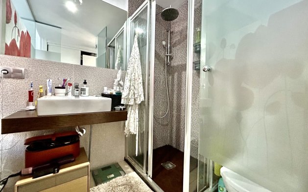 Resale - Apartment / flat - Torrevieja - Punta Prima
