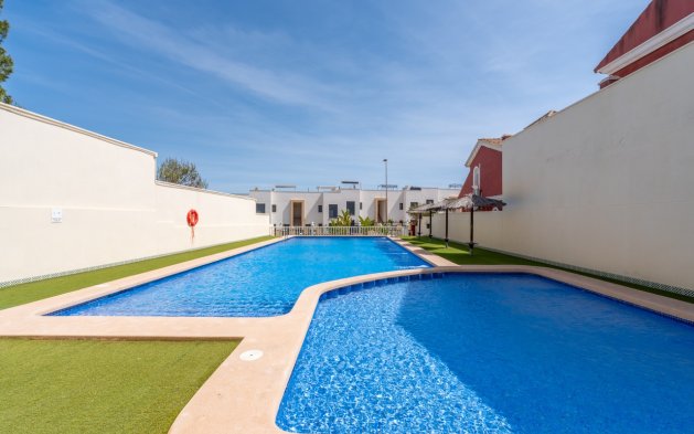 Resale - Townhouse - Orihuela Costa - Villamartín