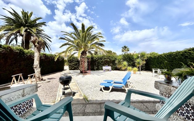 Resale - Villa - Orihuela Costa - La Zenia