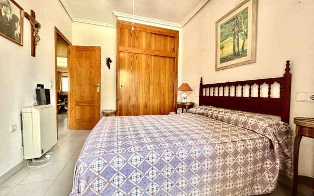 Resale - Villa - Orihuela Costa - La Zenia