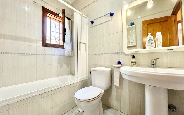 Resale - Villa - Orihuela Costa - La Zenia