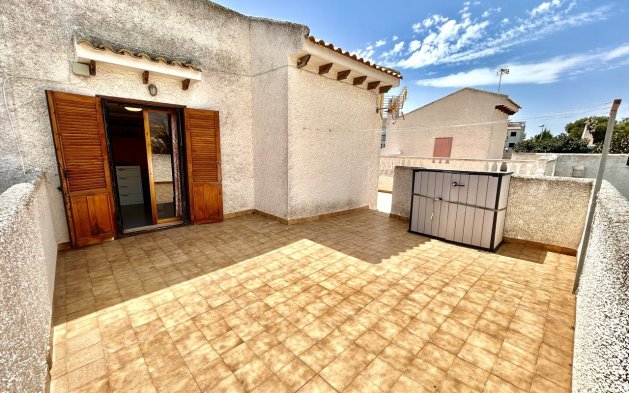 Resale - Villa - Orihuela Costa - La Zenia