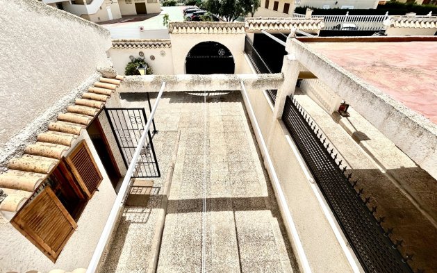 Resale - Villa - Orihuela Costa - La Zenia