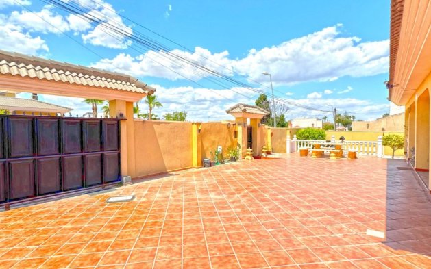 Begagnad - Villa - Torrevieja - Los Balcones - Los Altos 