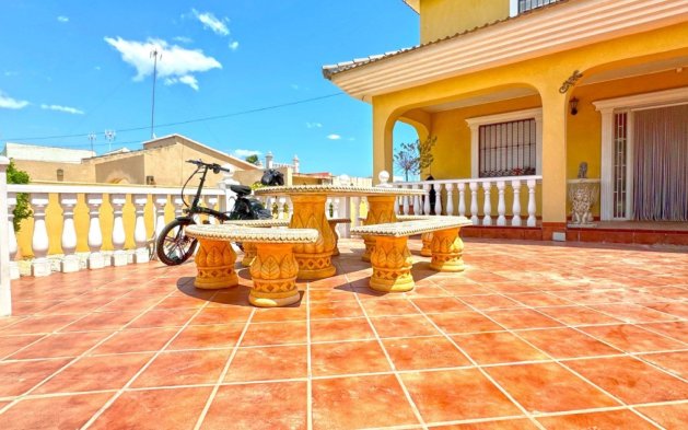 Begagnad - Villa - Torrevieja - Los Balcones - Los Altos 