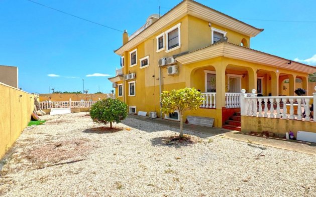 Begagnad - Villa - Torrevieja - Los Balcones - Los Altos 