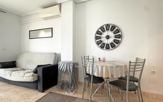 Resale - Apartment / flat - Torrevieja