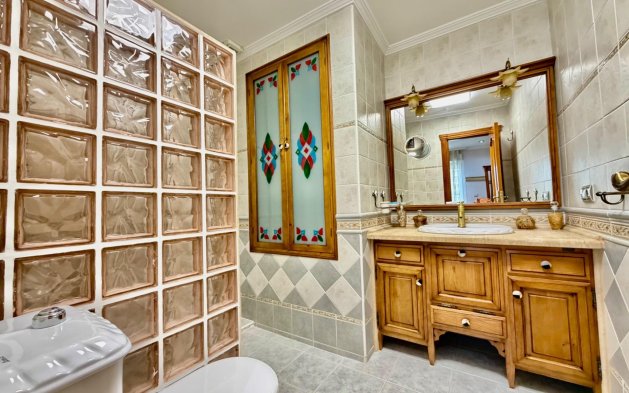 Resale - Villa - Orihuela Costa - La Zenia