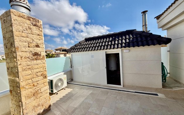Resale - Villa - Orihuela Costa - La Zenia