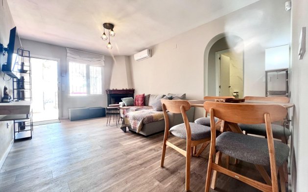 Resale - Bungalow - Orihuela Costa - La Regia