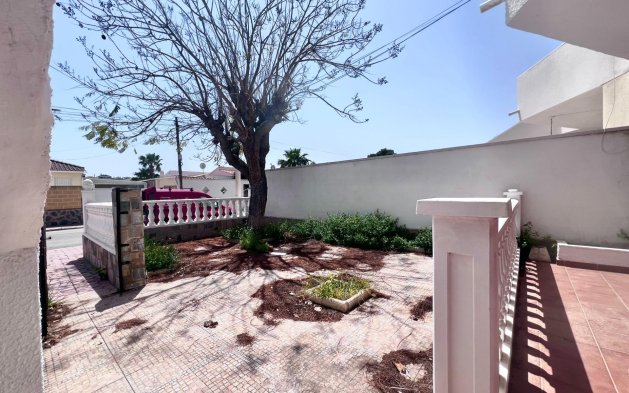 Resale - Bungalow - Orihuela Costa - La Regia
