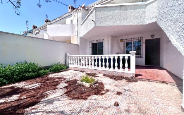 Resale - Bungalow - Orihuela Costa - La Regia