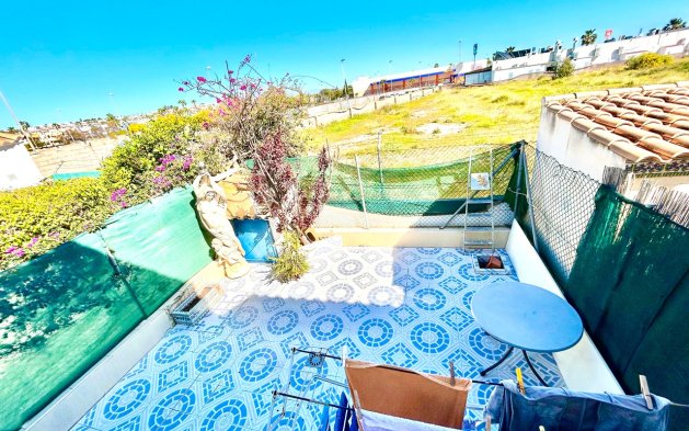 Begagnad - Lägenhet / lägenhet - Torrevieja - Punta Prima