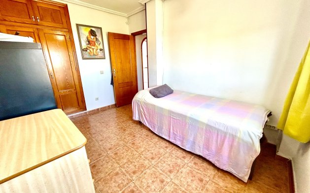Begagnad - Lägenhet / lägenhet - Torrevieja - Punta Prima