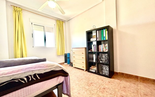 Begagnad - Lägenhet / lägenhet - Torrevieja - Punta Prima