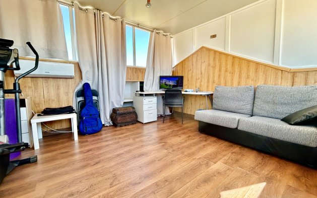 Begagnad - Lägenhet / lägenhet - Torrevieja - Punta Prima