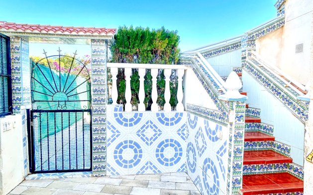 Begagnad - Lägenhet / lägenhet - Torrevieja - Punta Prima