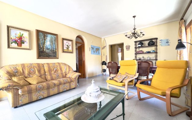 Perpardavimas - Vila - Orihuela Costa - La Zenia