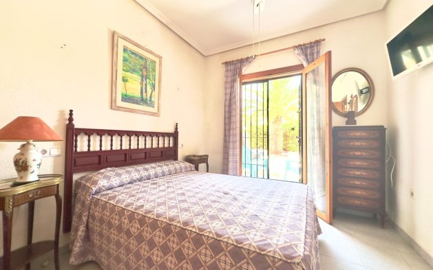 Perpardavimas - Vila - Orihuela Costa - La Zenia