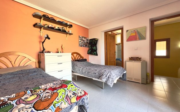 Perpardavimas - Vila - Orihuela Costa - La Zenia