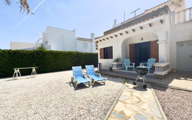Perpardavimas - Vila - Orihuela Costa - La Zenia
