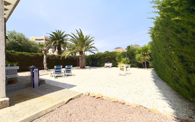 Perpardavimas - Vila - Orihuela Costa - La Zenia