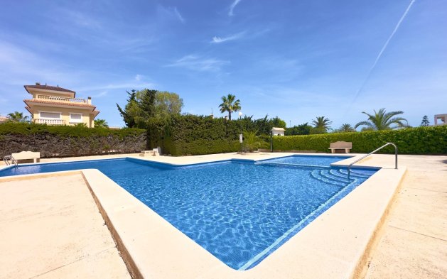 Perpardavimas - Vila - Orihuela Costa - La Zenia