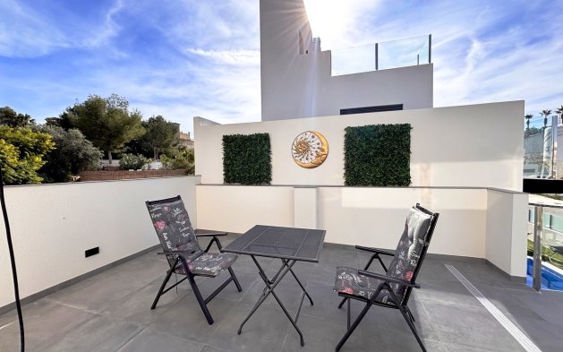 Perpardavimas - Vila - Orihuela Costa - Villamartín