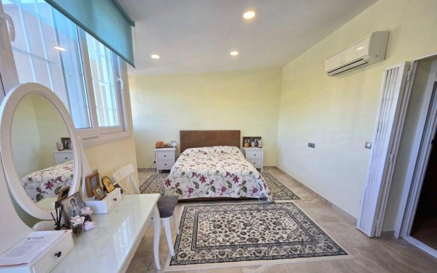 Perpardavimas - Vila - Orihuela Costa - Campoamor