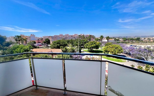Perpardavimas - Butas - Torrevieja - El Acequión - Los Náufragos