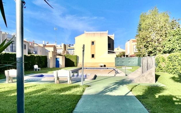 Videresalg - Leilighet / leilighet - Torrevieja