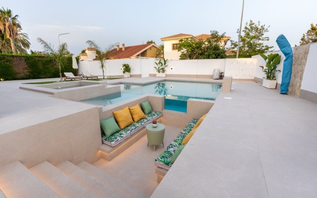 Obra nueva - Villa - Orihuela Costa