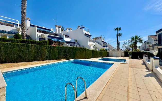 Perpardavimas - Bungalow - Orihuela Costa - Villamartín-Las Filipinas