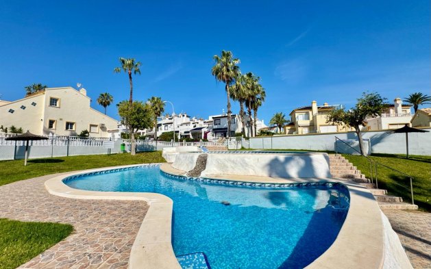 Perpardavimas - Bungalow - Orihuela Costa - Villamartín-Las Filipinas