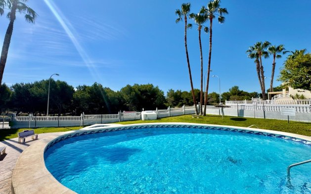 Perpardavimas - Bungalow - Orihuela Costa - Villamartín-Las Filipinas