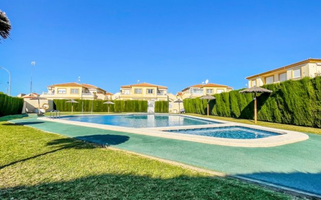 Perpardavimas - Bungalow - Orihuela Costa - Playa Flamenca