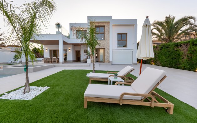 Obra nueva - Villa - Orihuela Costa