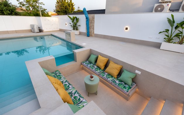 Obra nueva - Villa - Orihuela Costa