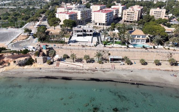 Nauja statyba - Vila - Torrevieja - Punta Prima