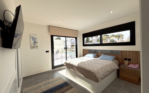 Perpardavimas - Vila - Orihuela Costa - Villamartín