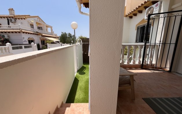 Perpardavimas - Dvipusis - Torrevieja - Los Balcones - Los Altos