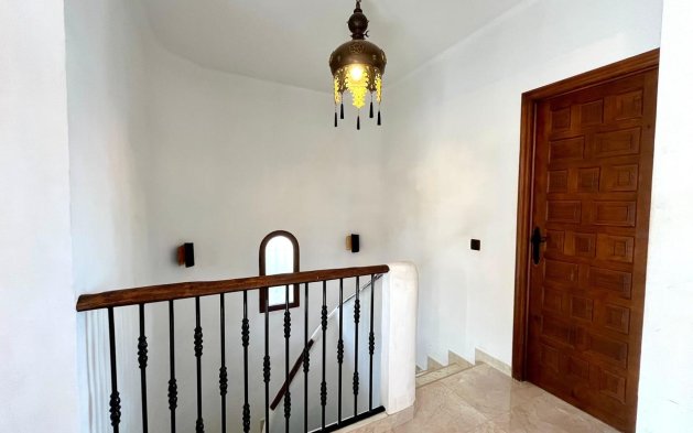 Perpardavimas - Vila - Orihuela Costa - Villamartín